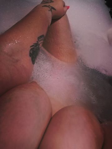 Лилия Длинноногая Блондинка